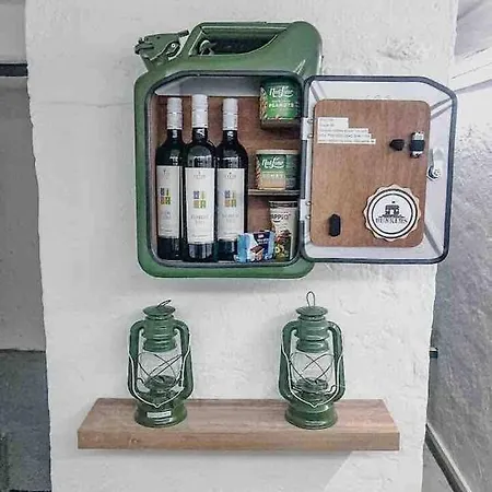 Vojensky Bunker Luxusní stan Bratislava