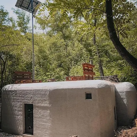 Luxury tent Vojensky Bunker *