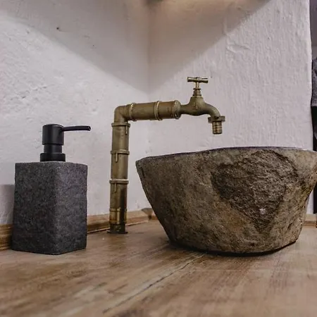 Vojensky Bunker Luxusní stan